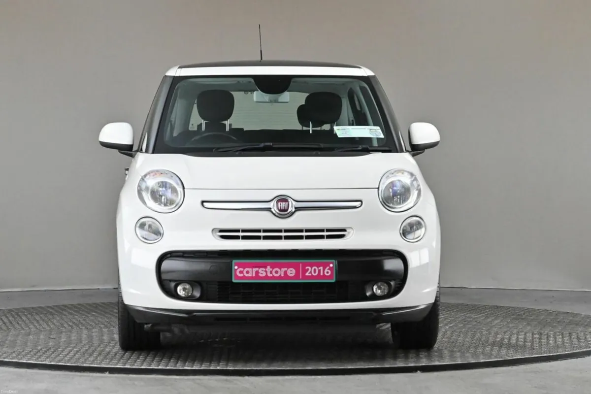 Fiat 500L 1.3 MULTIJET LOUNGE 85BHP 5SPD **PANORAM - Image 2