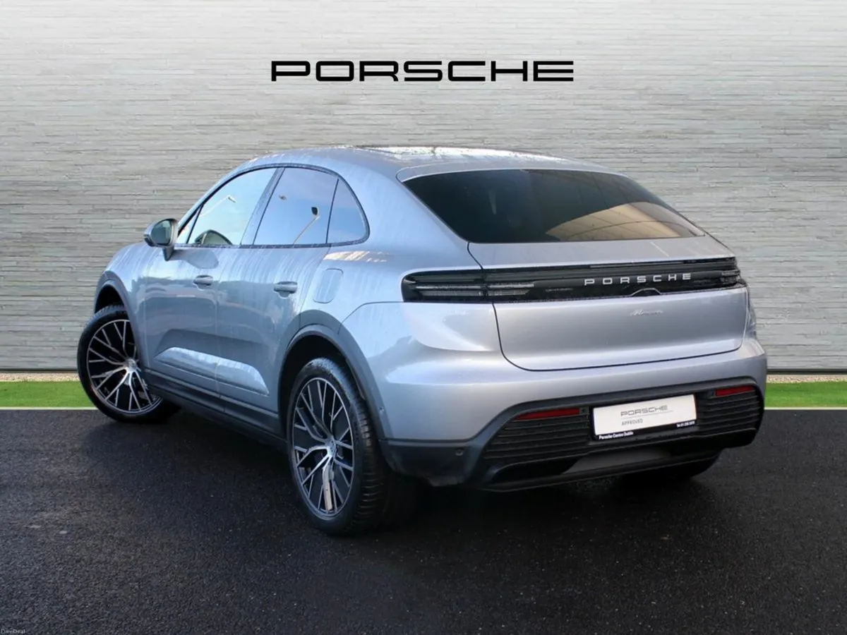 Porsche Macan Electric - Image 3