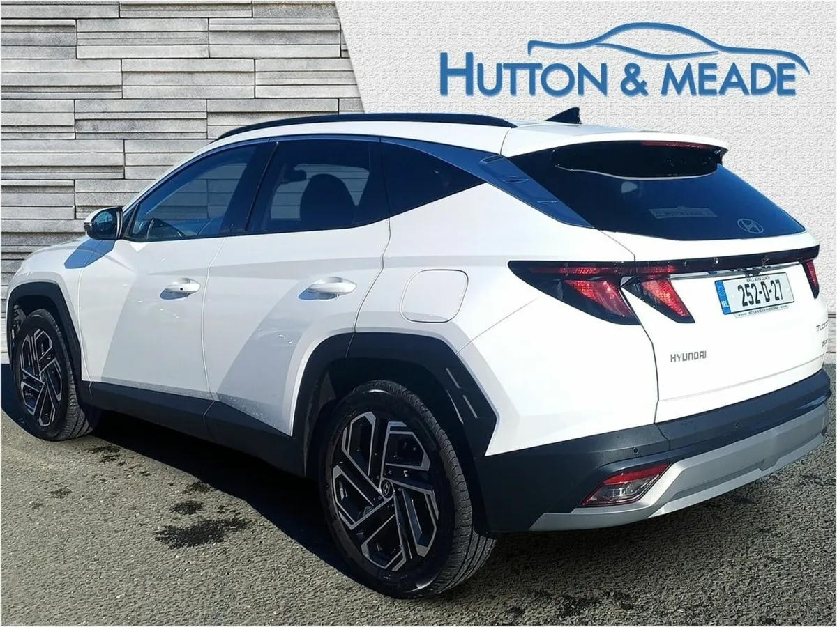 Hyundai Tucson Executive PHEV 1.6 Petrol 5dr - Image 3