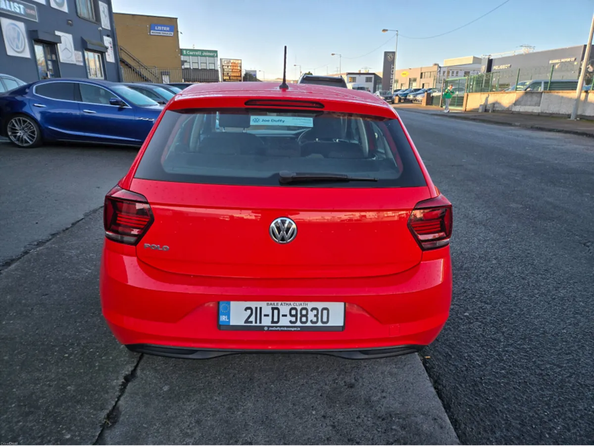 Volkswagen Polo TRENDLINE 1.0 MANUAL 5SPEED 80HP 5 - Image 2