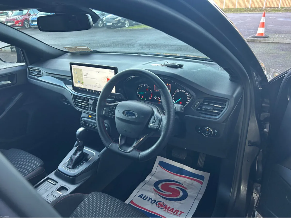 Ford Focus ST-LINE 1.0T 125 MHEV DC DC7 F 4DR - Image 3