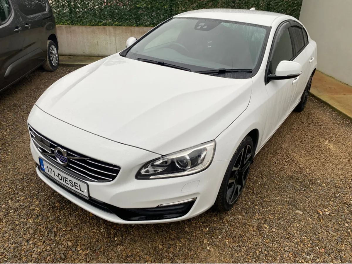 Volvo S60 2.0 AUTO DYNAMIC EDITION - Image 2