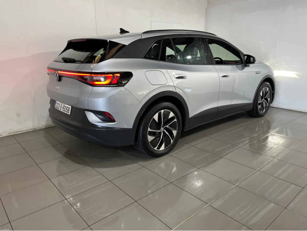 Volkswagen ID.4 LIFE 77KWH 174BHP BATTHERY HEALTH - Image 3