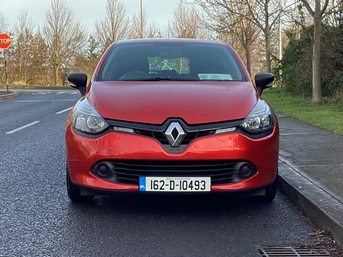 Renault Clio IV Expression 1.2 4DR - Image 3