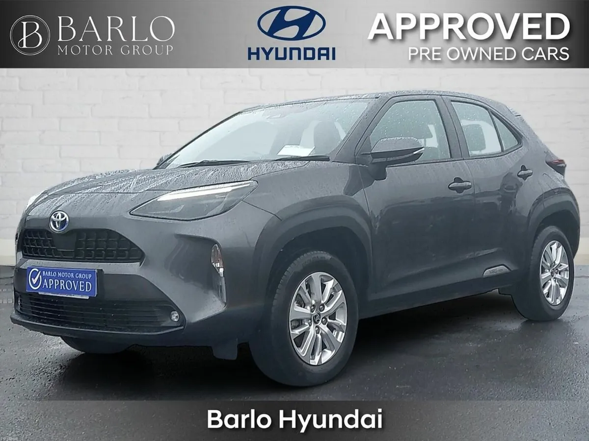 Toyota Yaris Cross 1.5 Hybrid Luna - Image 3