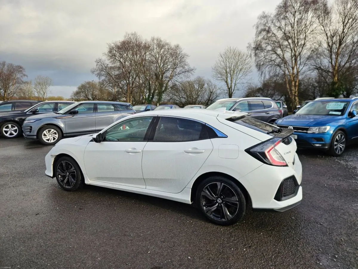 Honda Civic 5DR 1.0 Smart Plus - Image 3