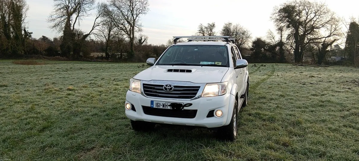 Toyota Hilux 2016 - Image 4