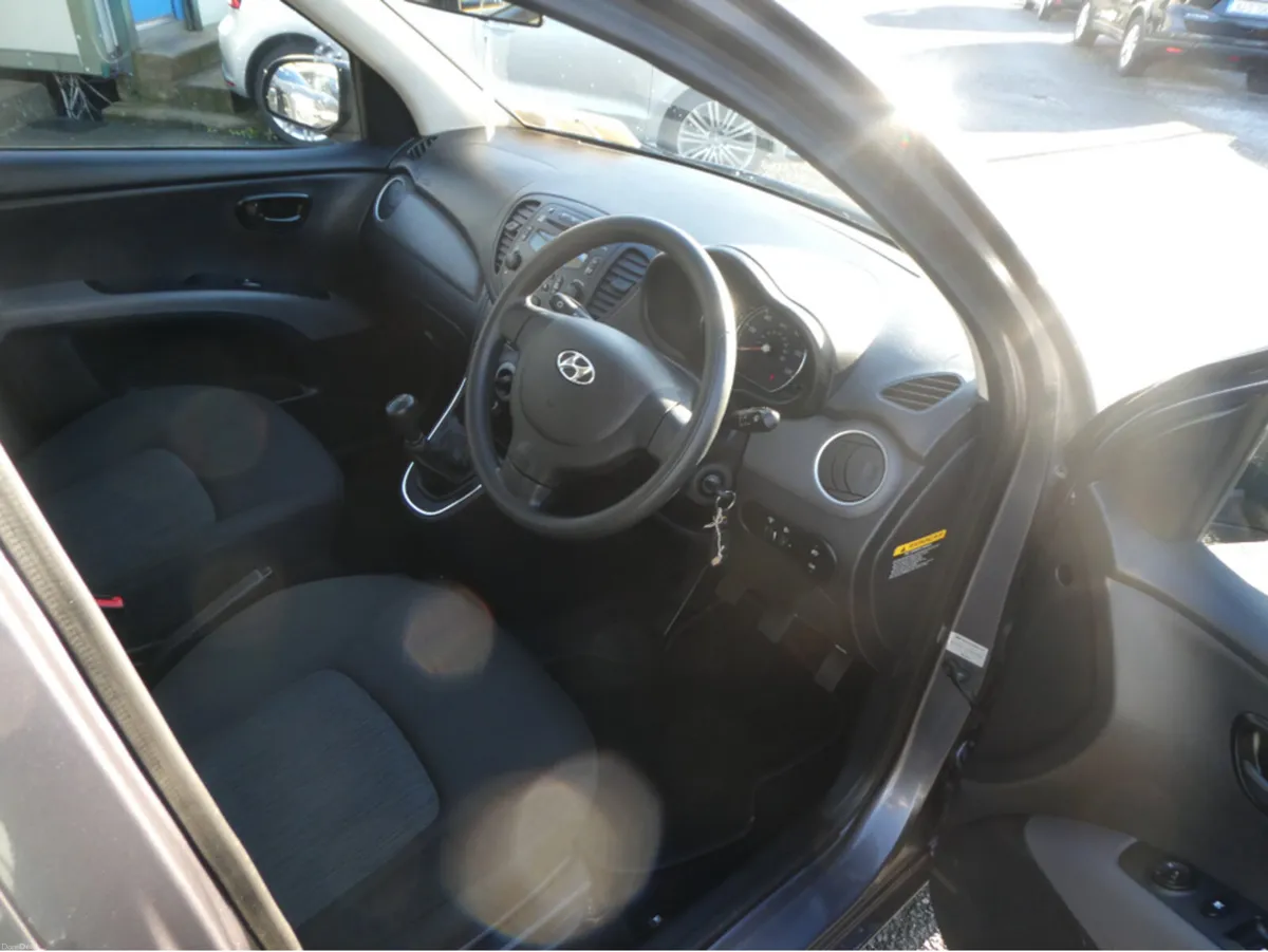 Hyundai i10 1.2 ACTIVE 5DR - Image 6
