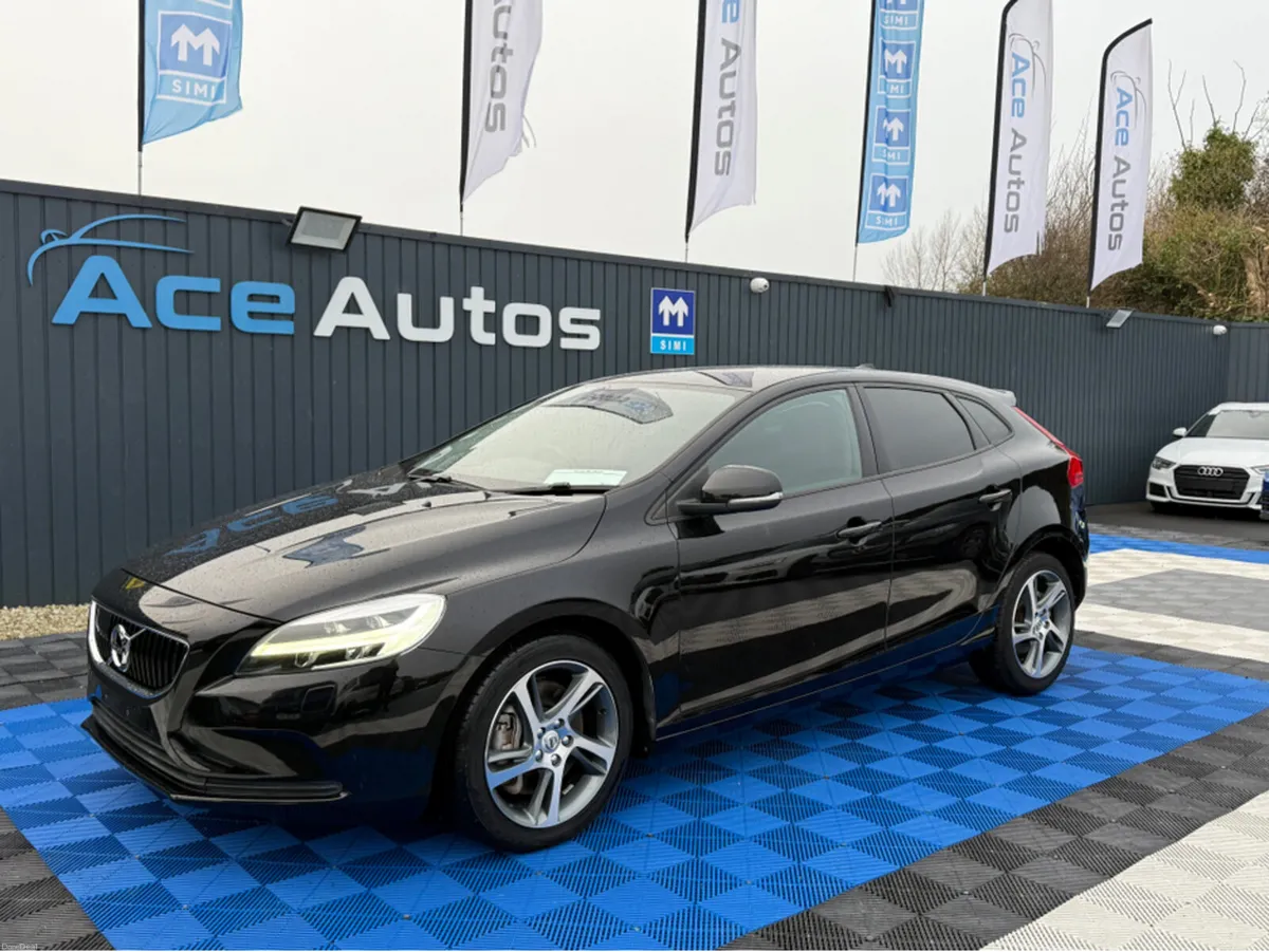 Volvo V40 ** DEPOSIT TAKEN ** MOMENTUM - D4 2.0L D - Image 3