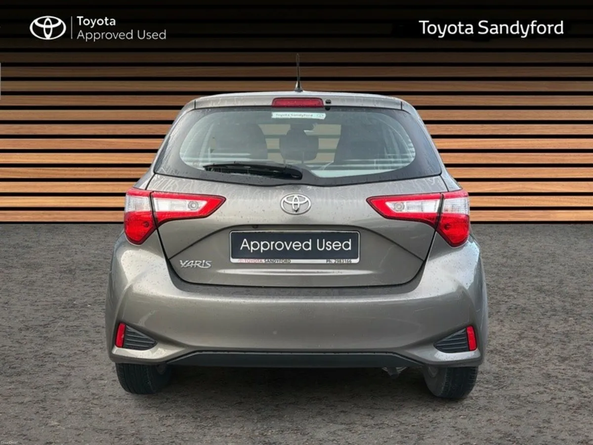 Toyota Yaris 1.0 5DR LUNA // REAR CAMERA // BLUETO - Image 4
