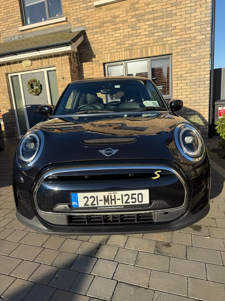 Mini Cooper Sport Electric Level 3 - Image 3