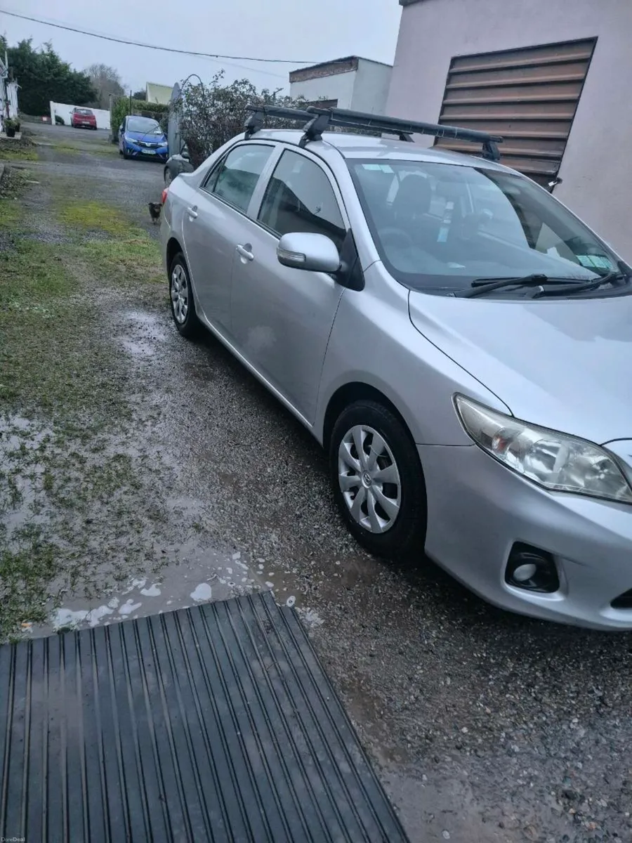 Toyota corolla - Image 1