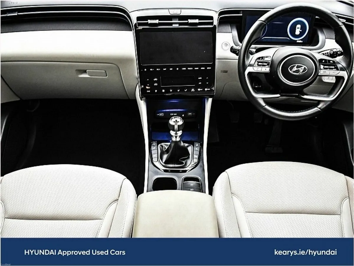 Hyundai Tucson 2WD Executive Plus - Image 4