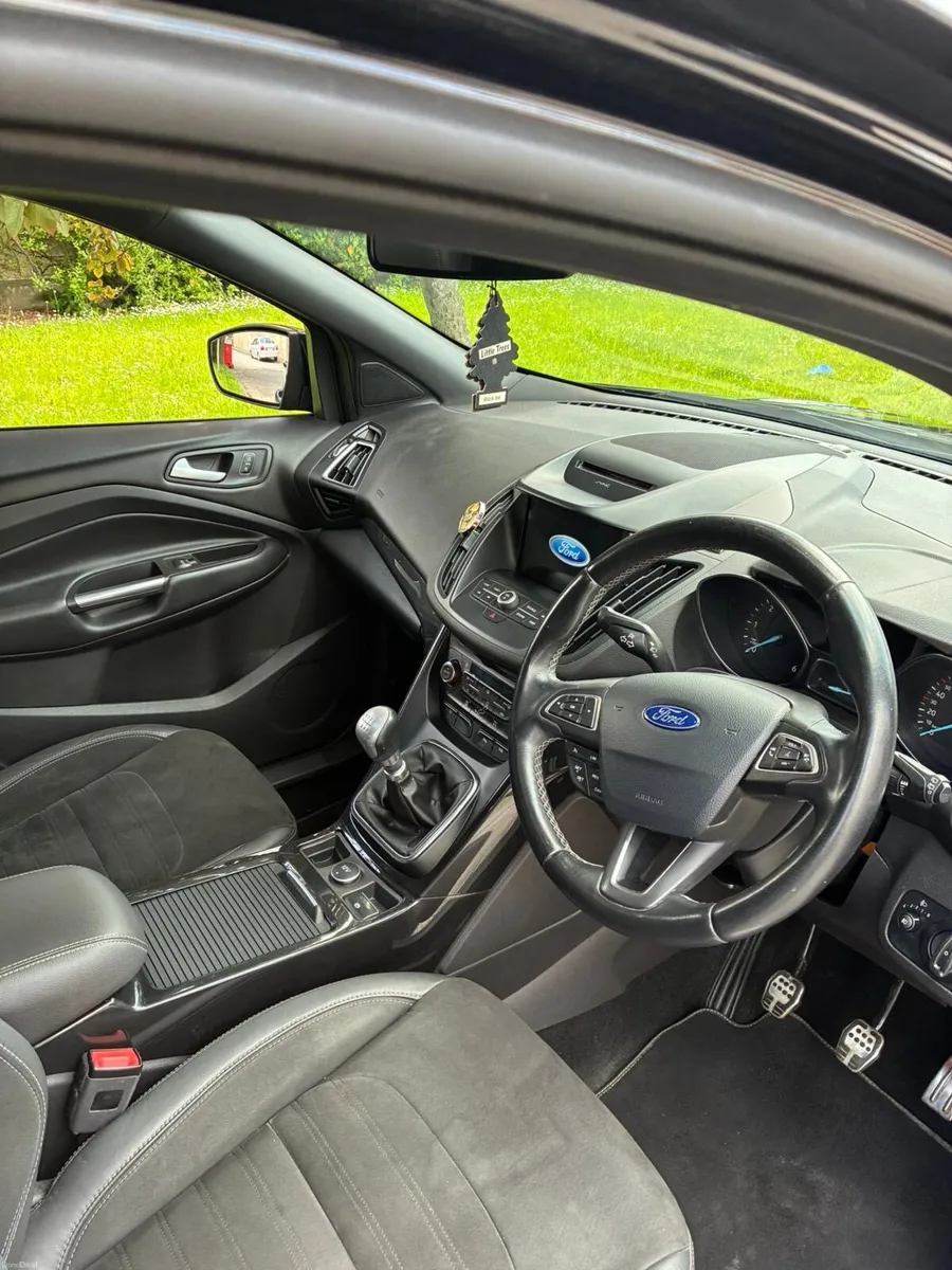 Ford Kuga Excellent Condition - Image 4