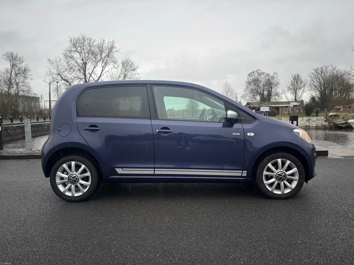 2016 VW UP! MANUAL CLUB 1.0Petrol - Image 4