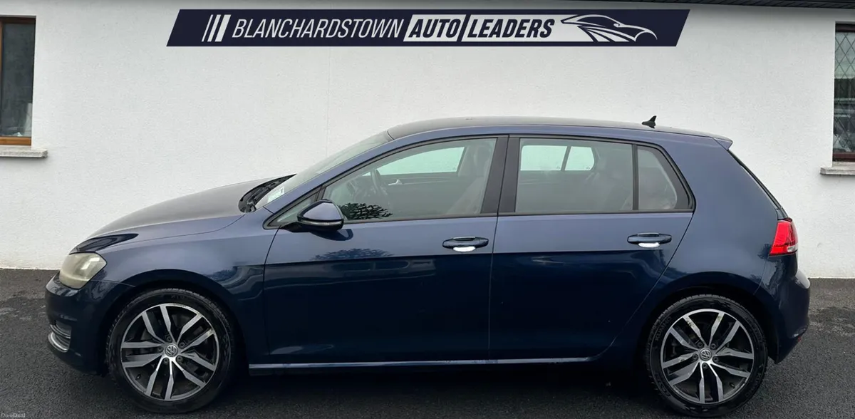 VOLKSWAGEN GOLF 1.4 TSI HIGHLINE 140BHP AUTO - Image 2