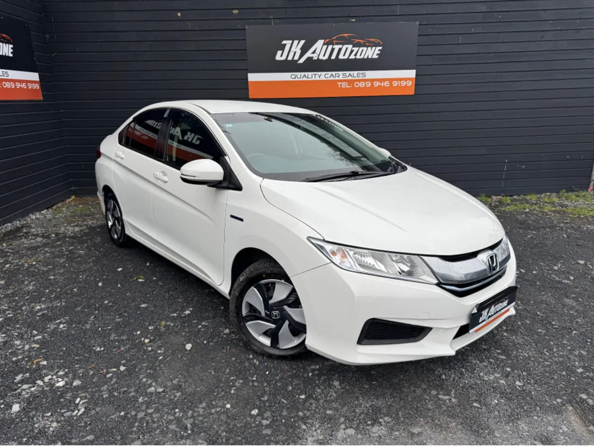 Honda Grace 1.5 HYBRID AUTO - Image 1