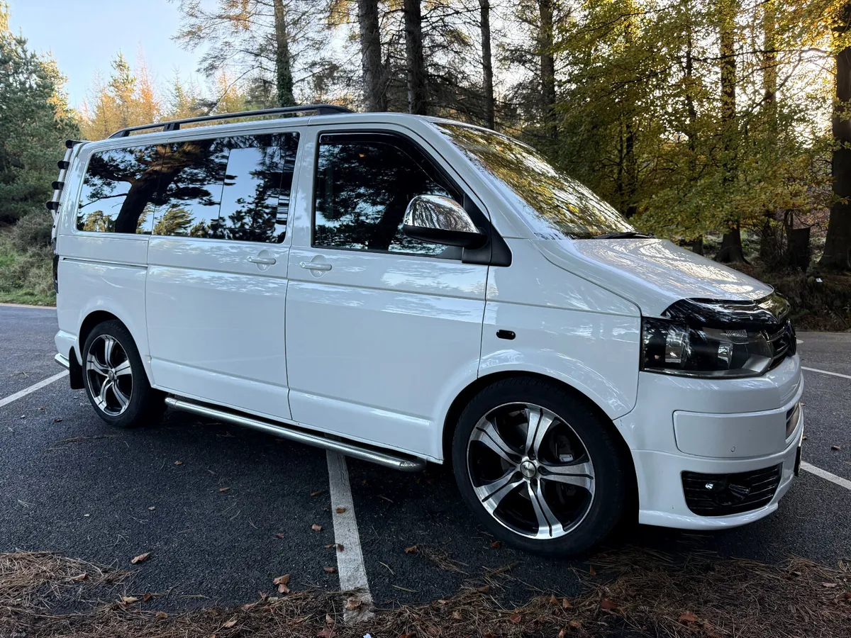 Volkswagen Caravelle 2.0TDI 2014 - Image 1