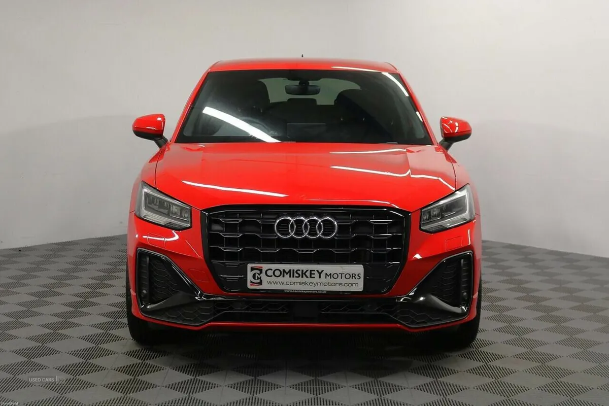 Audi Q2 TFSI S line - Image 2