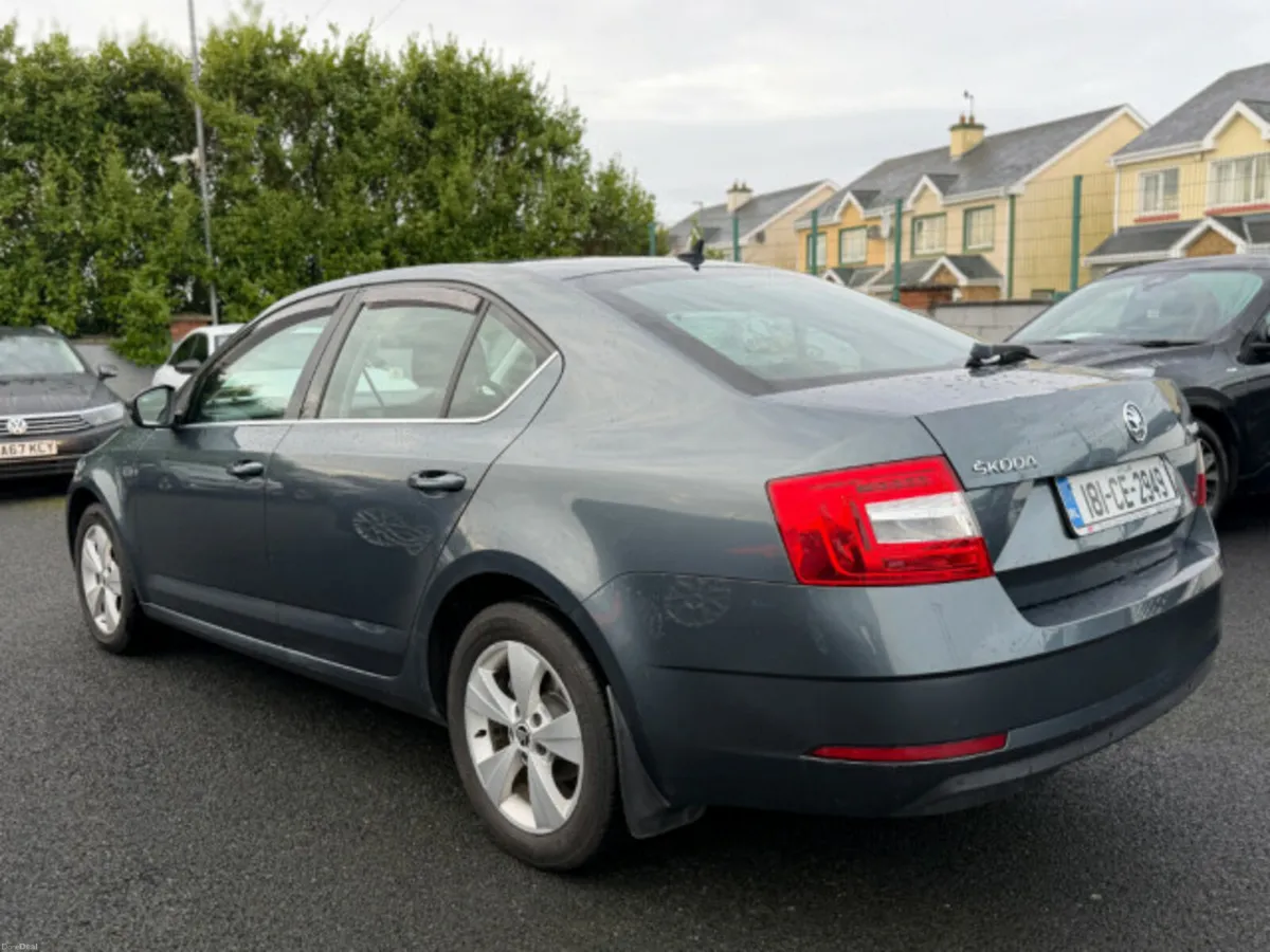 Skoda Octavia 1.6 TDI SE Technology 115PS 5DR - Image 3