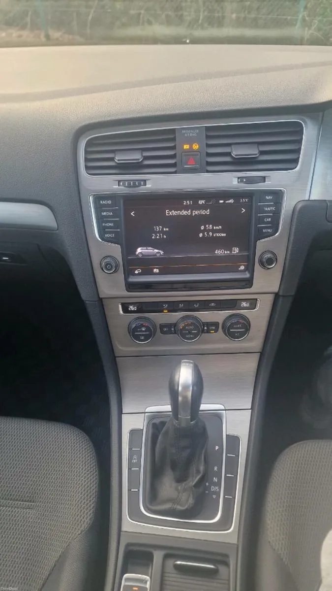 Volkswagen Golf 1.2 Auto - Image 4