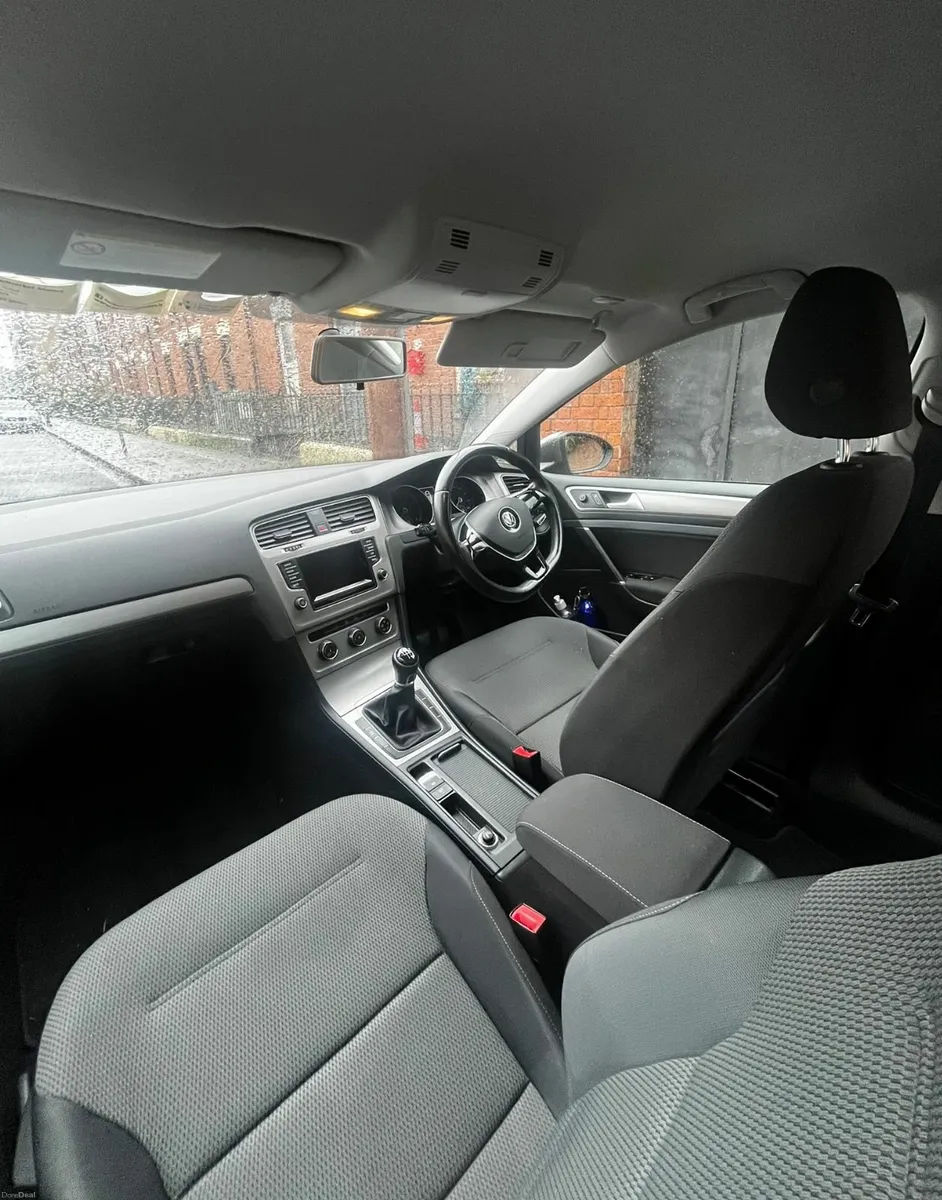 Volkswagen Golf 2014 - Image 4