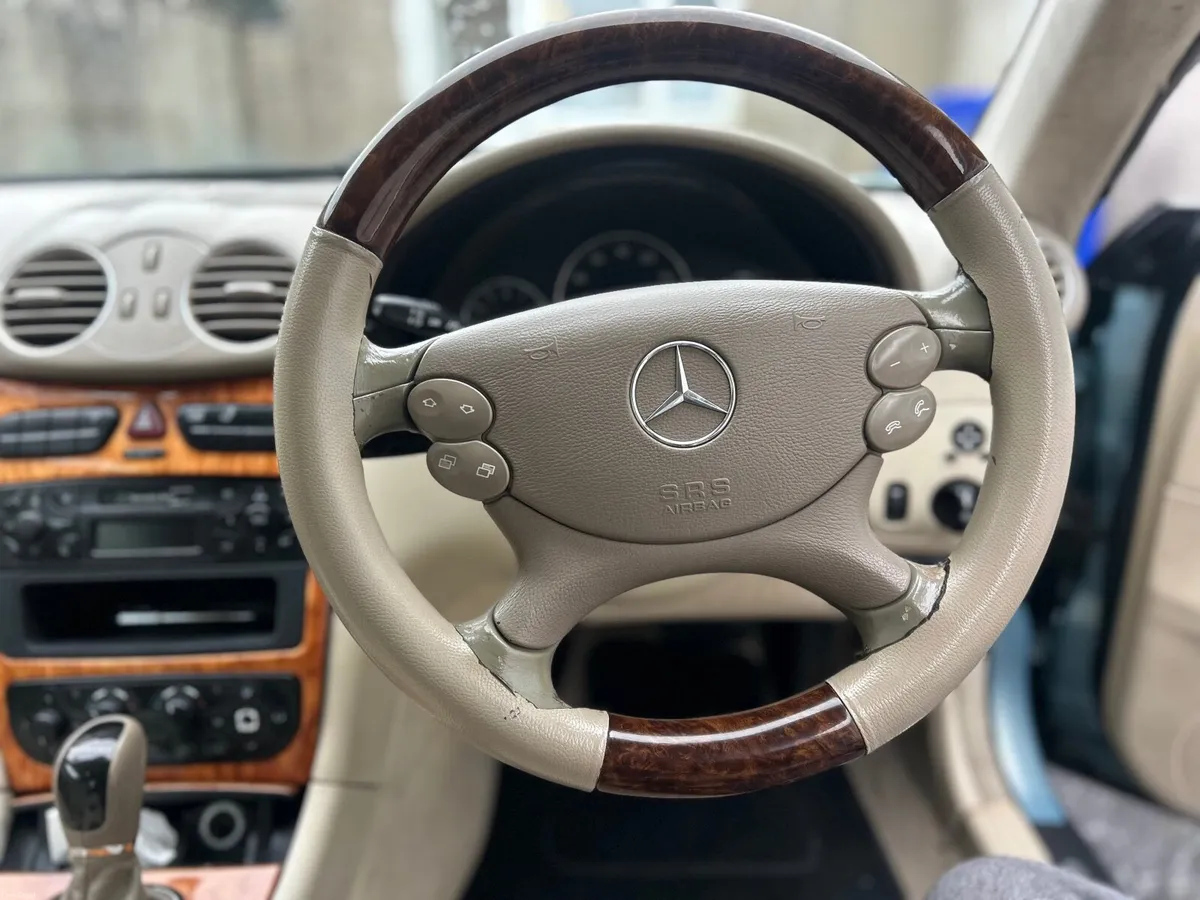 Mercedes-Benz CLK 2003 - Image 3