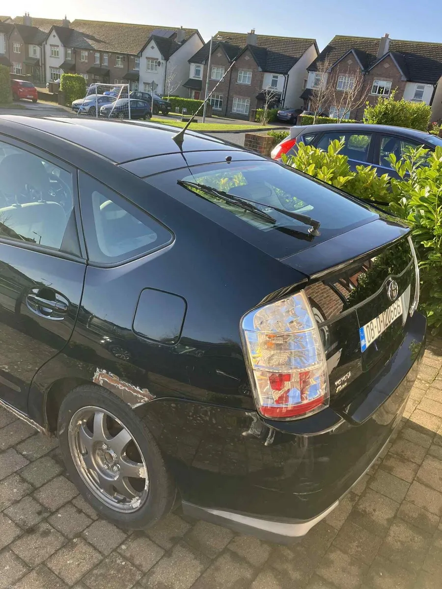 Toyota Prius 2008 - Image 2