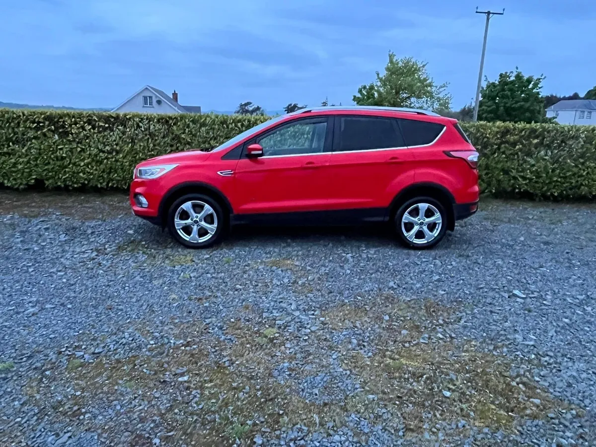 FORD KUGA TITANIUM TDCI 4X4 AUTOMATIC 2017 - Image 3