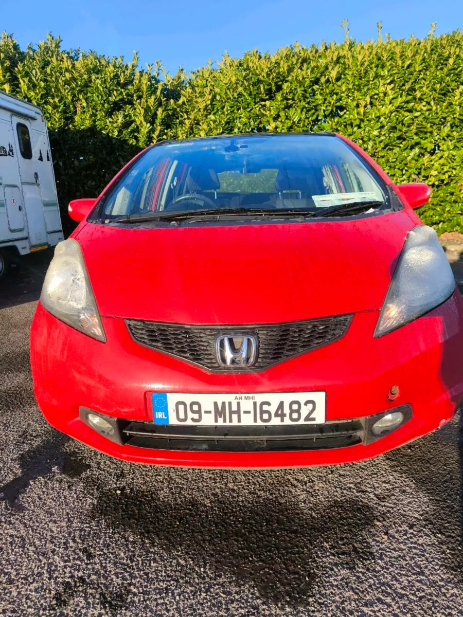 Automatic Honda Jazz NCT 03/27 - Image 1