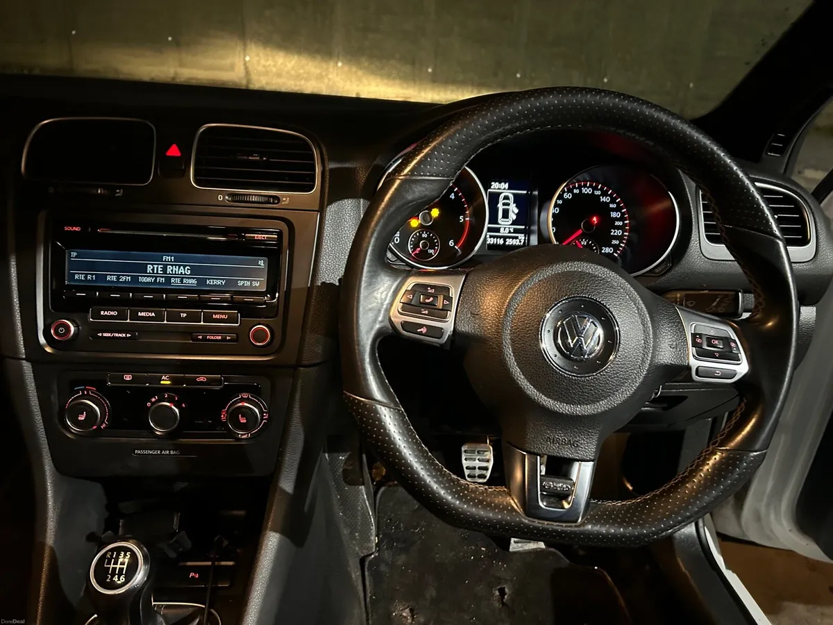 GTD 2.0 Diesel Golf, Lady Owner - Image 2