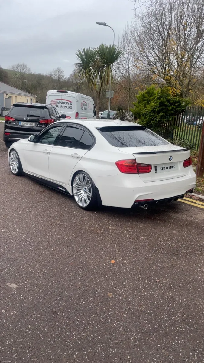 BMW 3-Series 2013 - Image 2