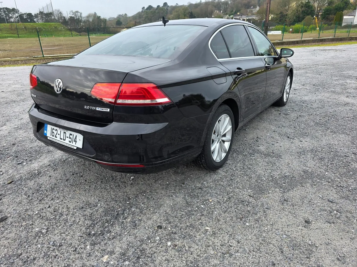 Volkswagen Passat 2016 - Image 4