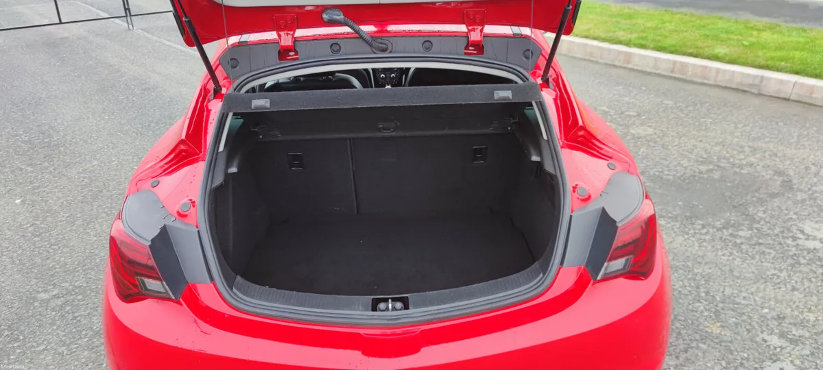 2018 Vauxhall Astra GTC 1.4 Turbo SRI - Image 3