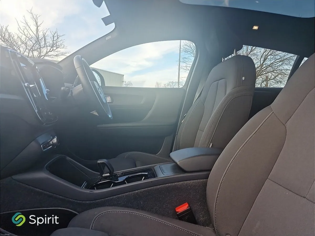 Volvo C40 Fully Electric, Single Motor, 231HP, Ult - Image 4