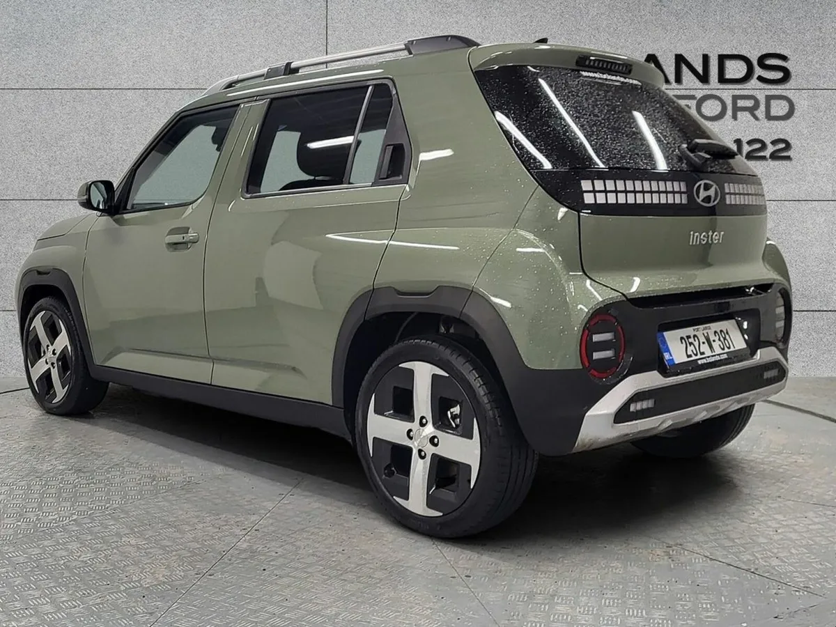 Hyundai INSTER Inster Elegance 49 kW Finance from - Image 3