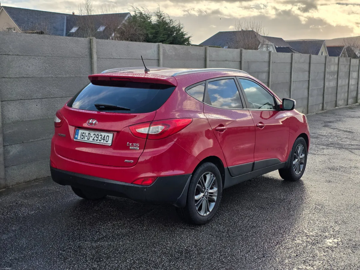 Hyundai ix35 2.0 D Executive 4WD 136hp Automatic - Image 4