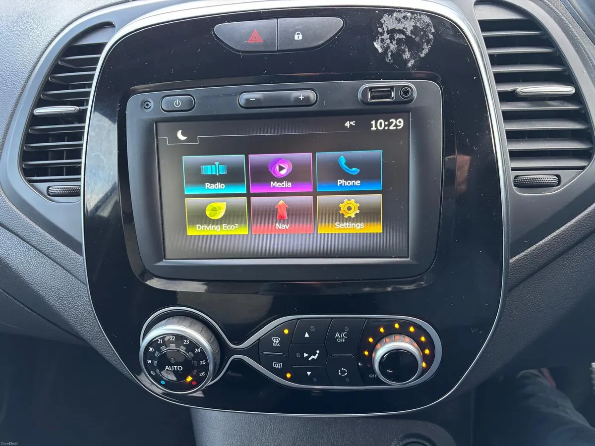 Renault Captur   1.0 PETROL  LOW  MILEAGE - Image 3