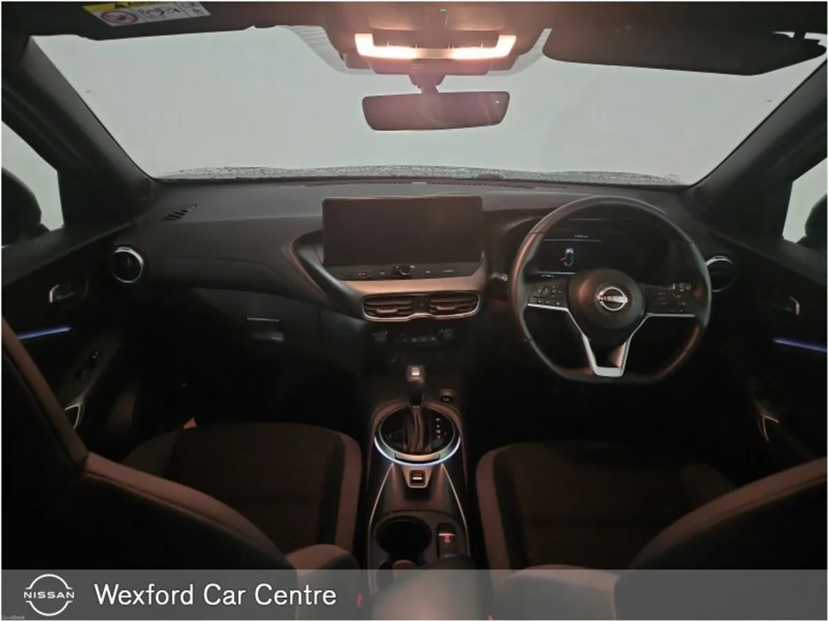 Nissan Juke 1.6 SV PREMIUM HYBRID AUTO STOCK CLEAR - Image 4