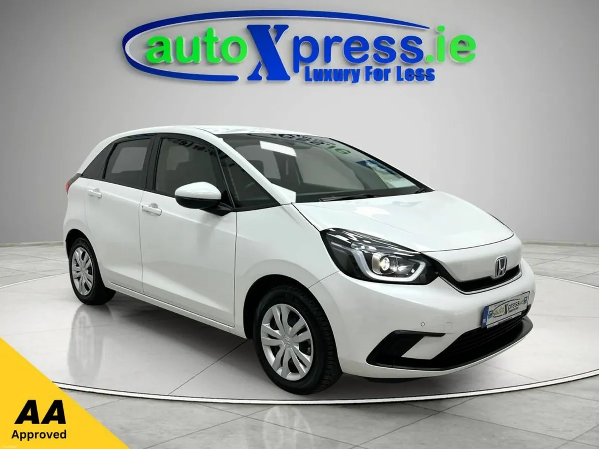 Honda Fit 1.5 E:HEV HOME Automatic, Reversing came - Image 1