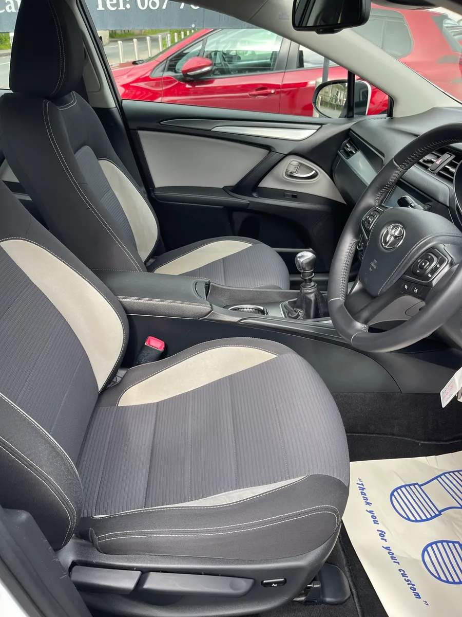 2016 Toyota Avensis 2.0 Diesel Luna - Image 6
