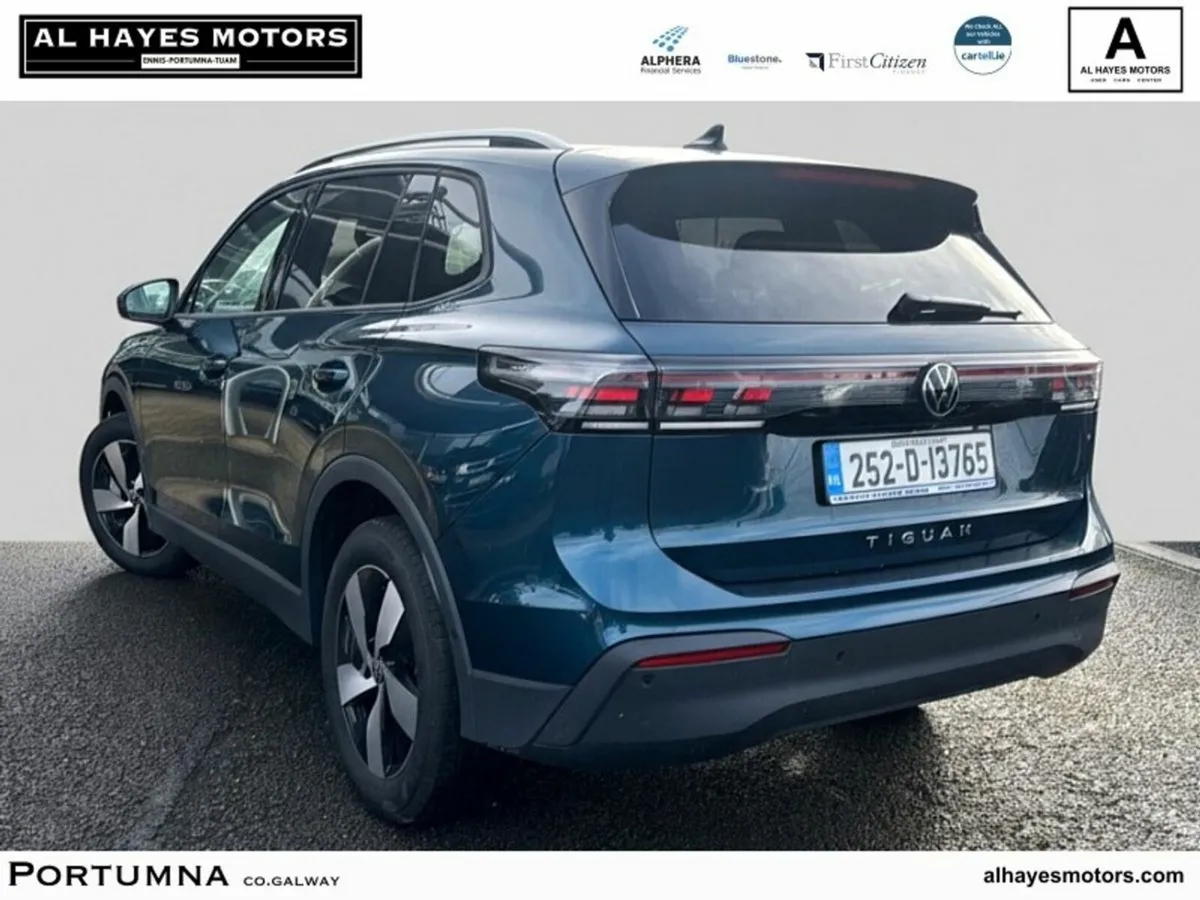 Volkswagen Tiguan AUTOMATIC EDITION 75 2.0 TDI 150 - Image 3
