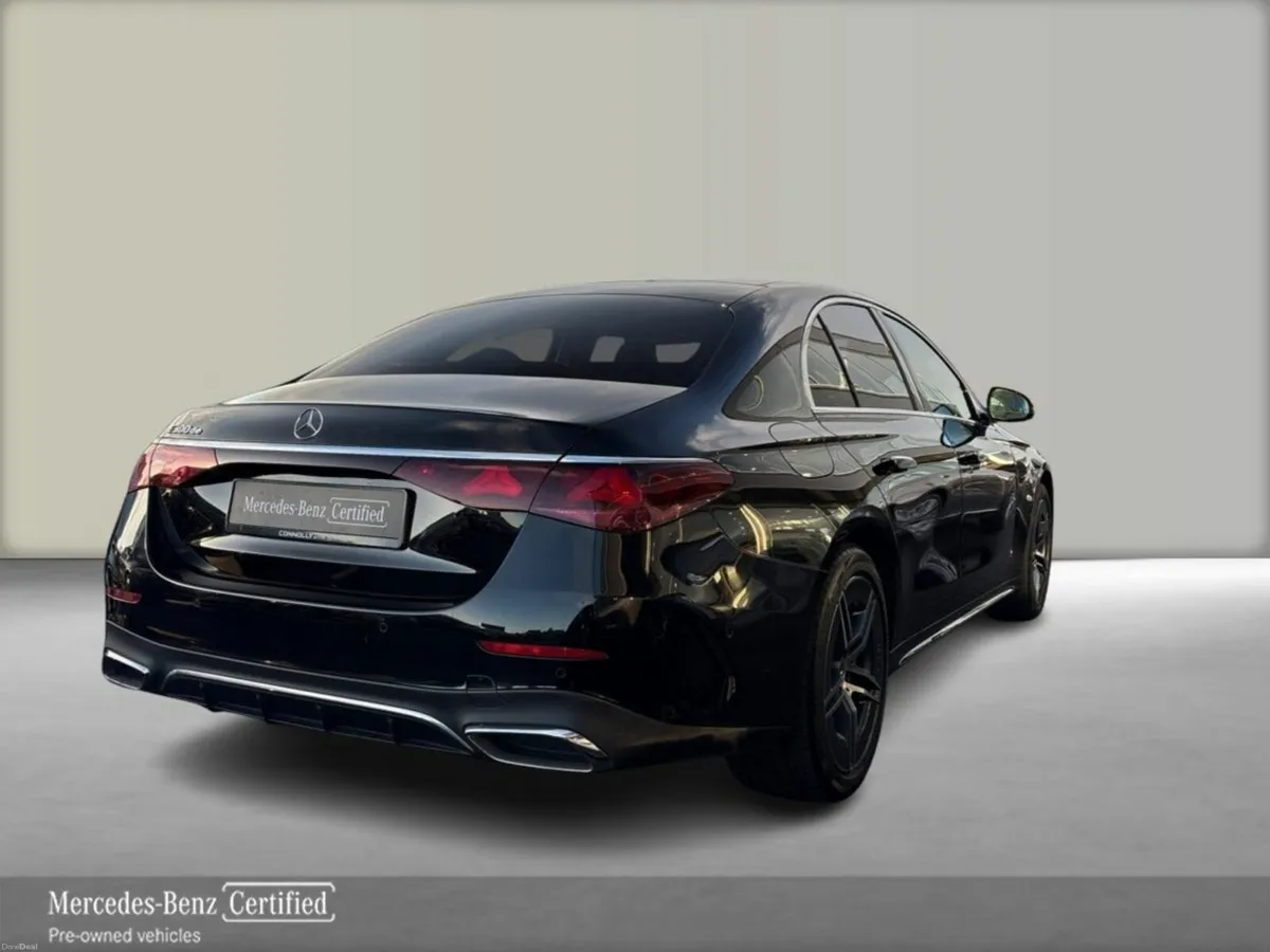 Mercedes-Benz E-Class E300de AMG Line | Beige Arti - Image 4