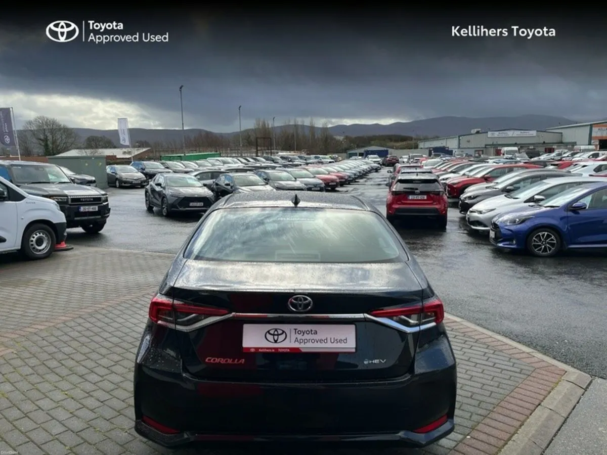 Toyota Corolla COROLLA SALOON LUNA - Image 4