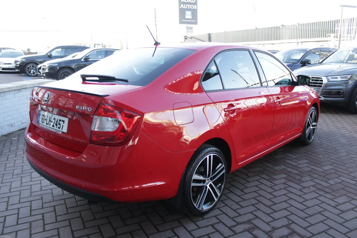 1.2 TSI 90HP SPORT 5DR HATCHBACK // IMMACULATE CON - Image 4