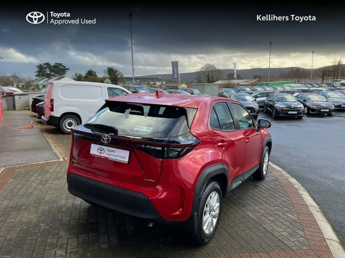 Toyota Yaris Cross YARIS CROSS LUNA - Image 2