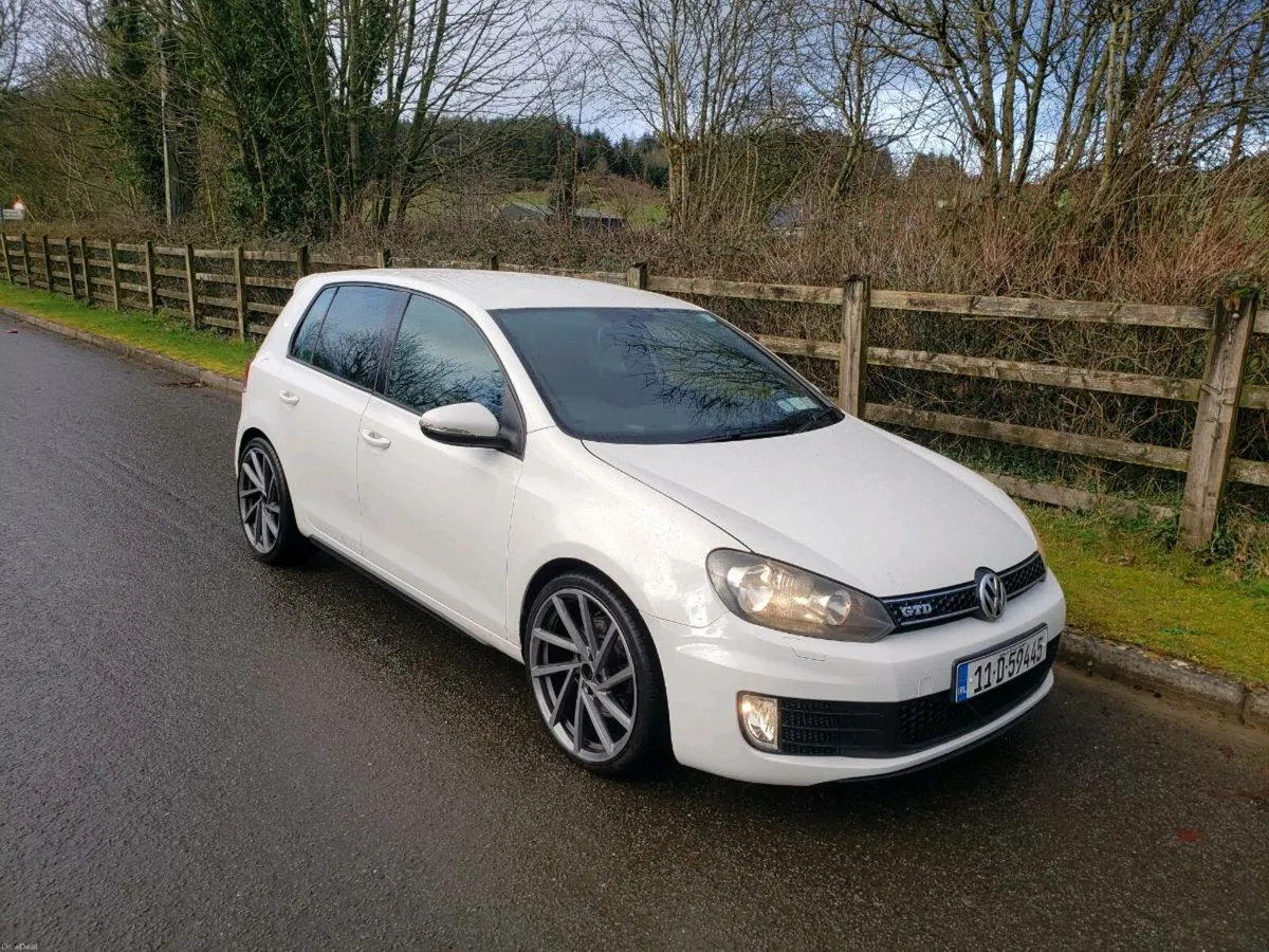 2011 Volkswagen Golf GTD 2.0TDI - Image 1