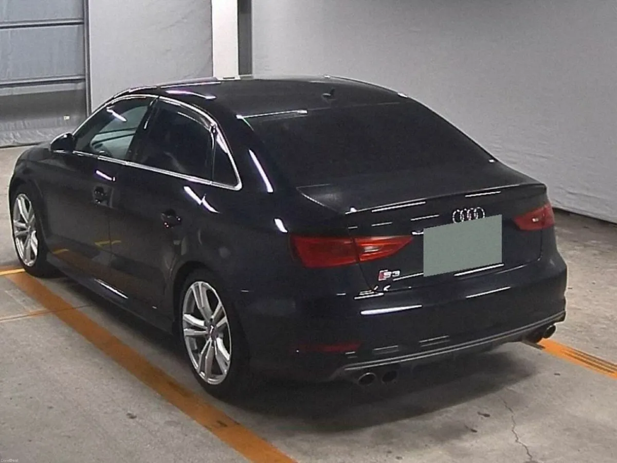 Audi S3 2.0 4WD - BLACK LEATHER - FACTORY ALLOYS - - Image 2