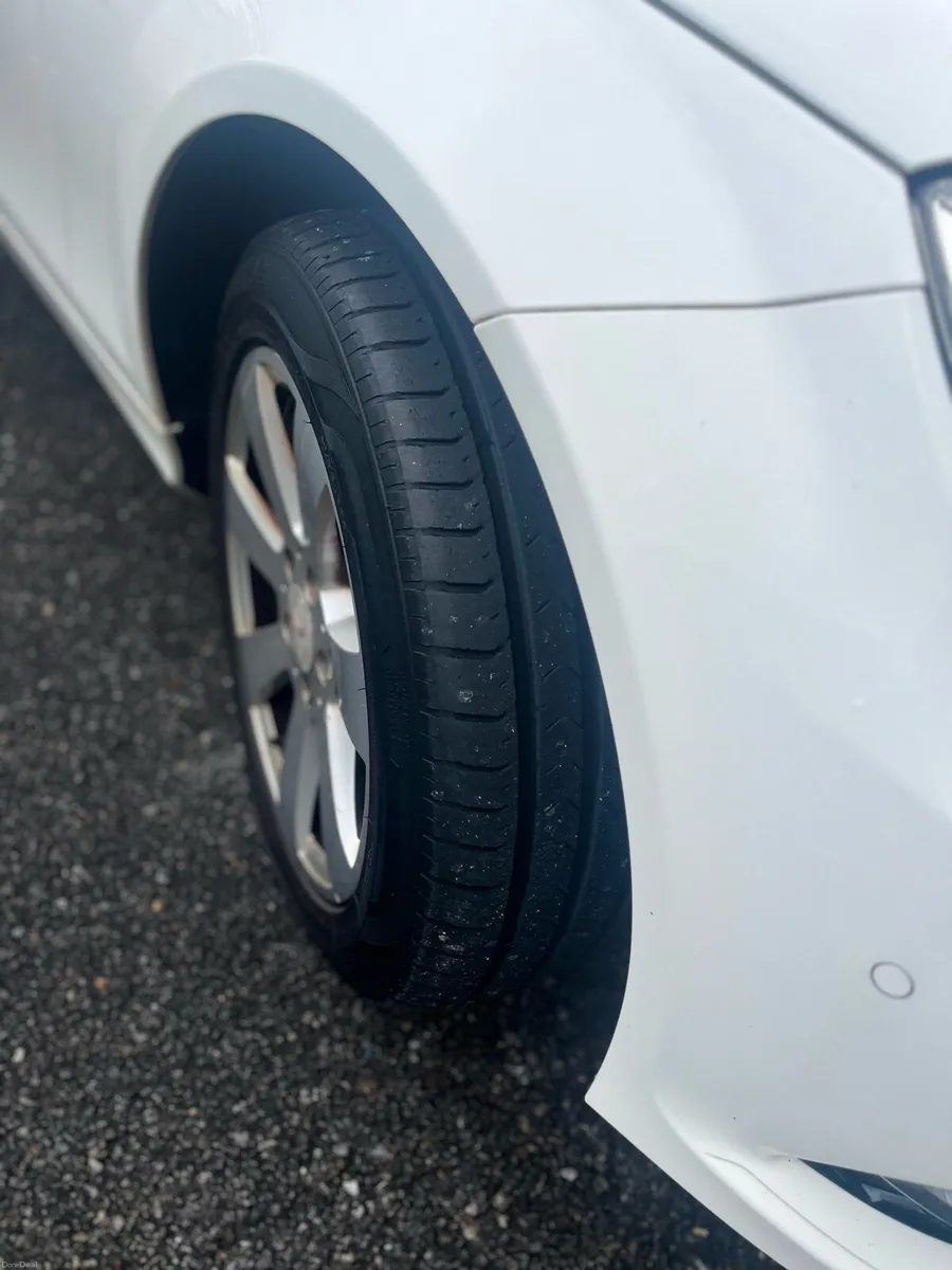 Mercedes 220 estate - Image 4