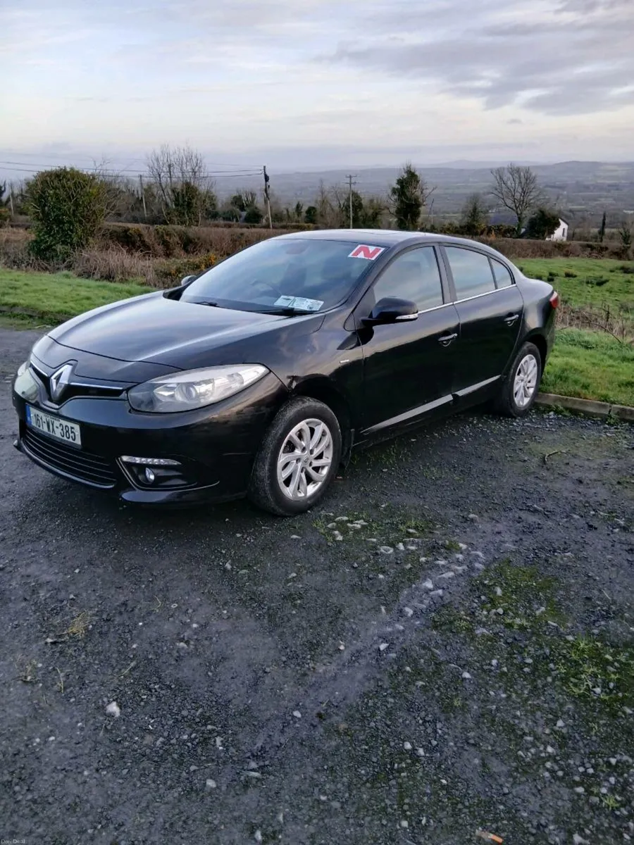 2016 Renault fluence taxed and tested - Image 3